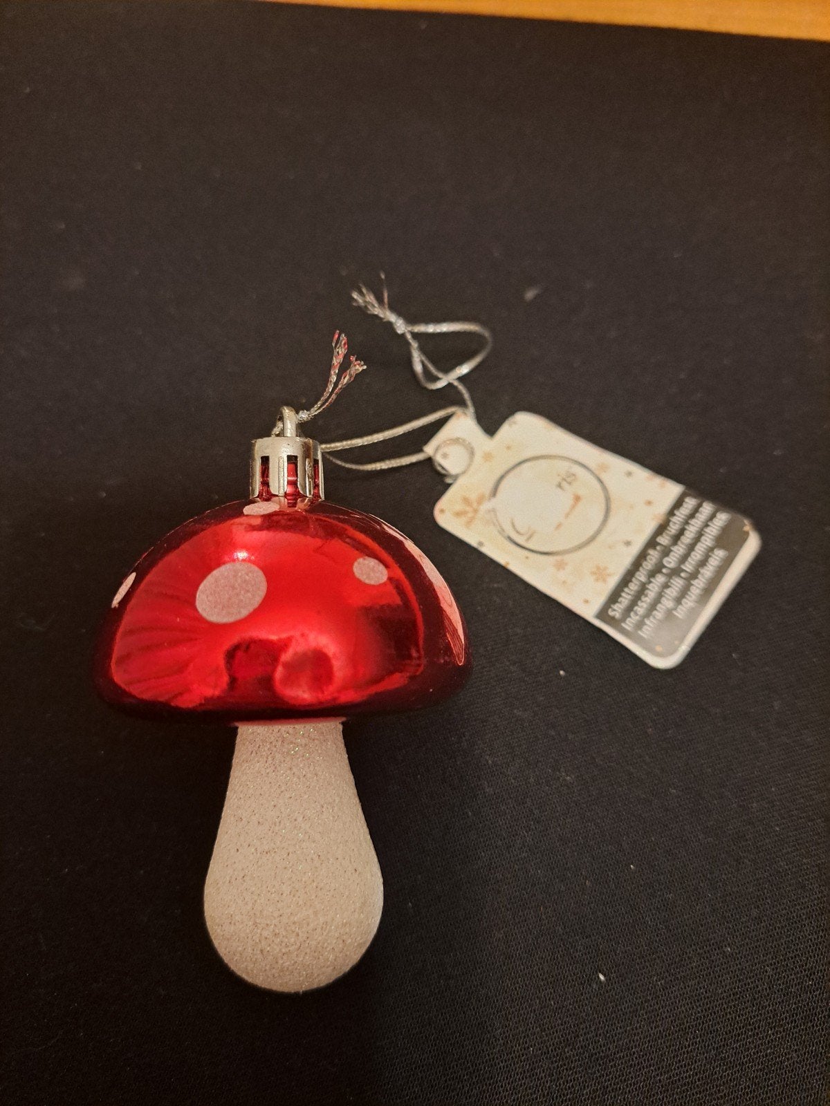 paddestoel kerstbal plastic, Diversen, Ophalen of Verzenden