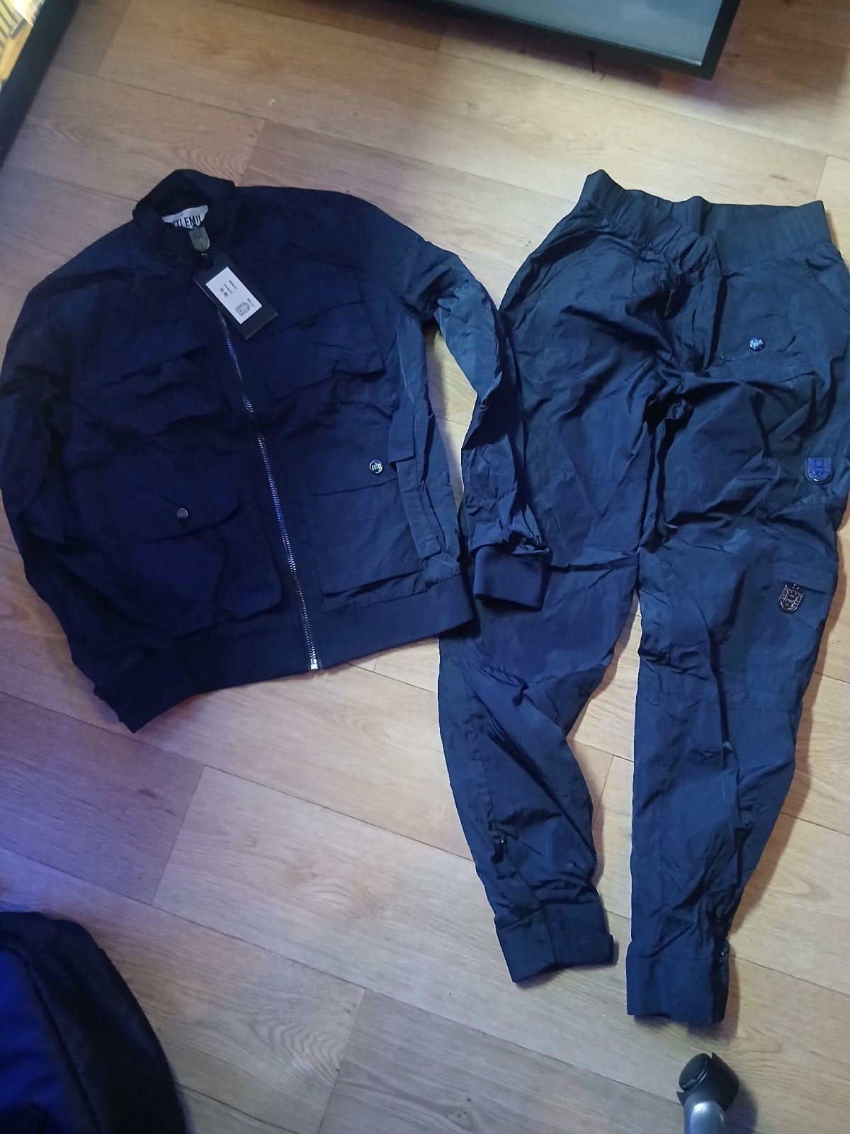 Heren trainingspak - jas en broek M, Kleding | Heren, Jassen | Zomer, Onbekend, Blauw, Nieuw, Overige maten