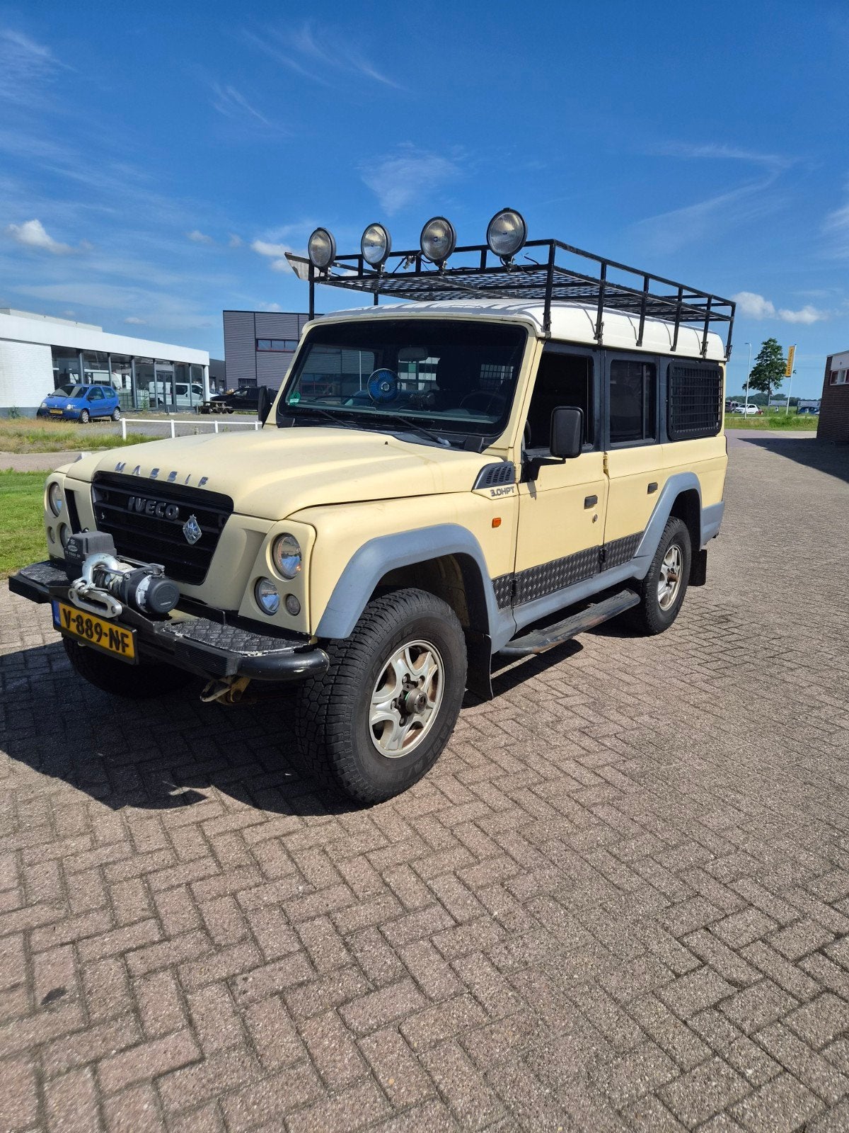 Iveco Massif Santana 2010  Opknapper, Auto's, Particulier, Te koop
