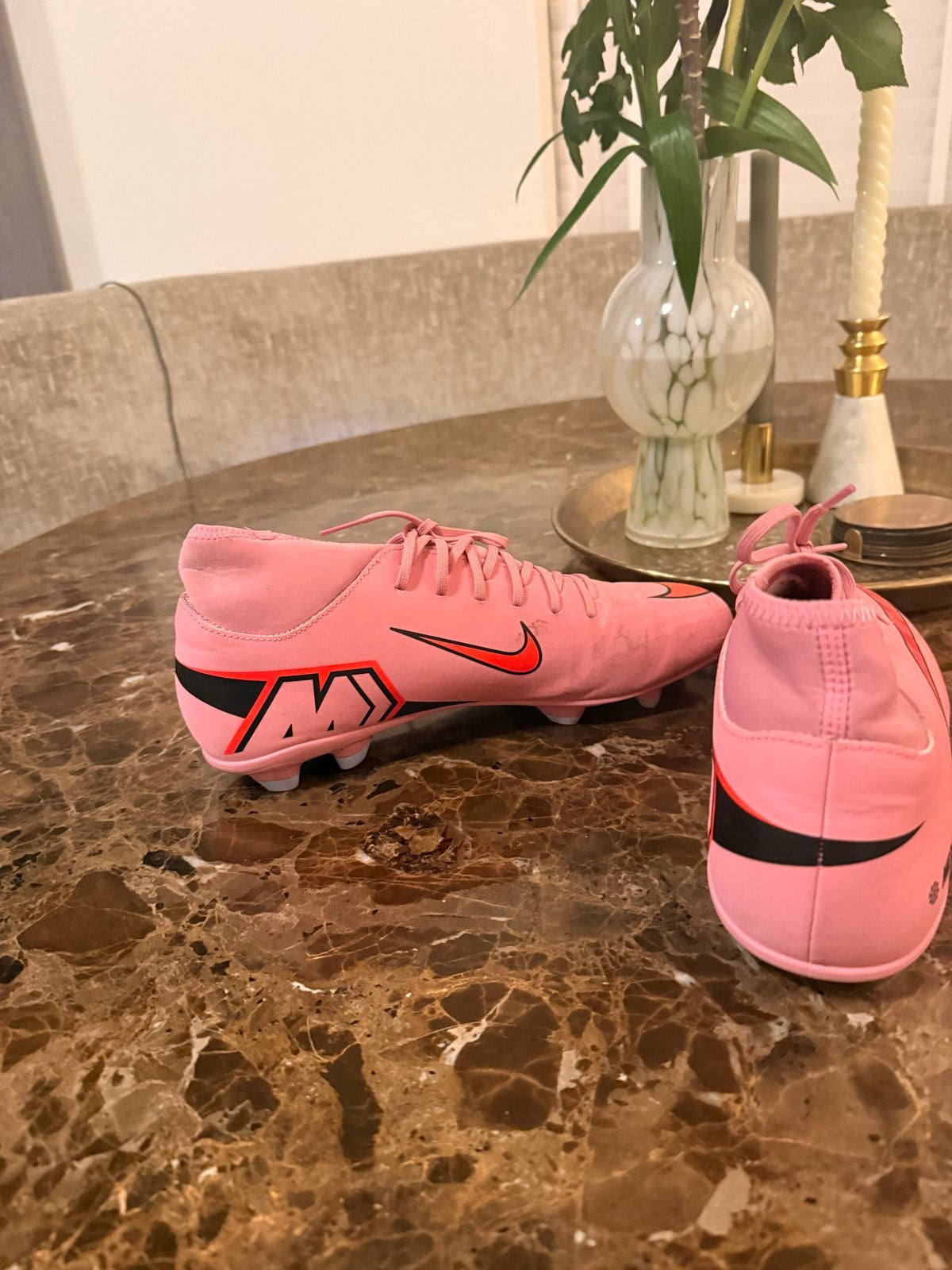 Roze Nike Mercurial Voetbalschoenen, Ophalen of Verzenden, Zo goed als nieuw, Schoenen