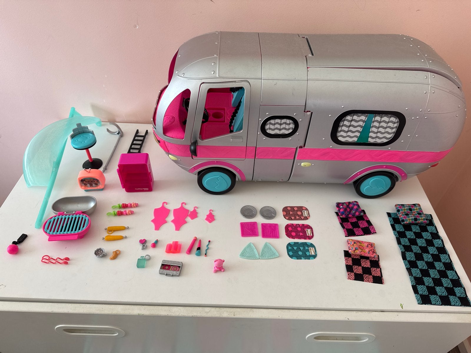 L.O.L. Surprise! Glamper 4-in-1 Camper COMPLEET, Ophalen of Verzenden, Zo goed als nieuw