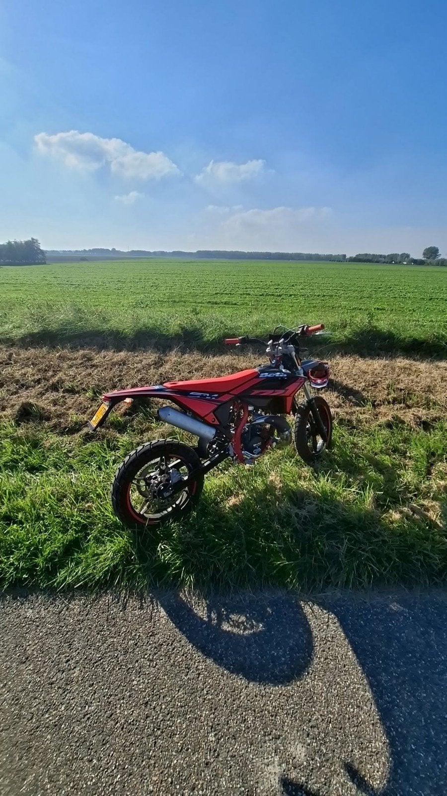 beta motard rr50 2025, Fietsen en Brommers, 6 versnellingen, 49 cc, Zo goed als nieuw, Ophalen