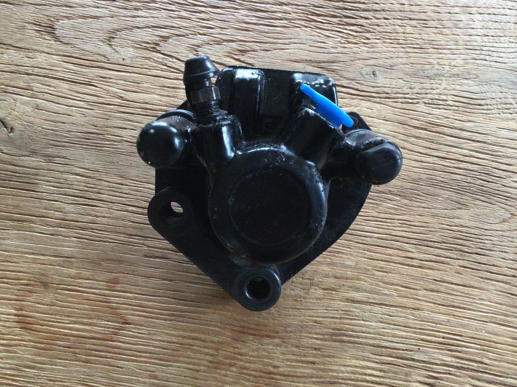 Voor remklauw Peugeot Speedfight 1 of 2, Ophalen of Verzenden, Gebruikt, Overige typen, Peugeot