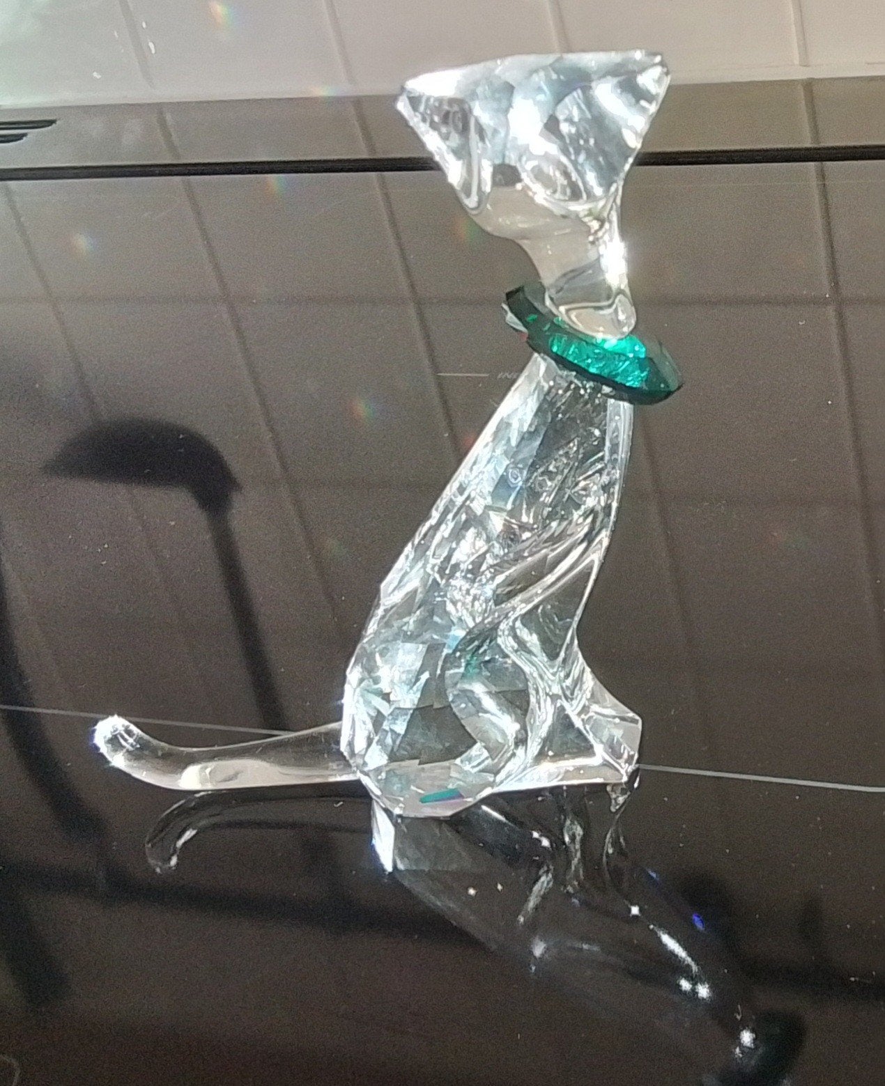 Swarovski kat met groene halsband, Ophalen of Verzenden, Zo goed als nieuw, Figuurtje