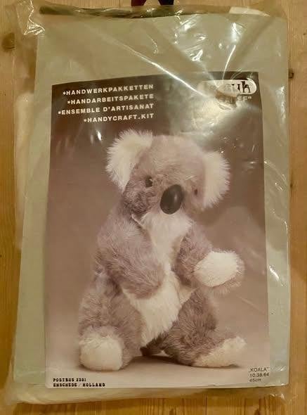 Pakket om zelf knuffel te maken le Suh  Koala, Hobby en Vrije tijd, Ophalen of Verzenden, Nieuw