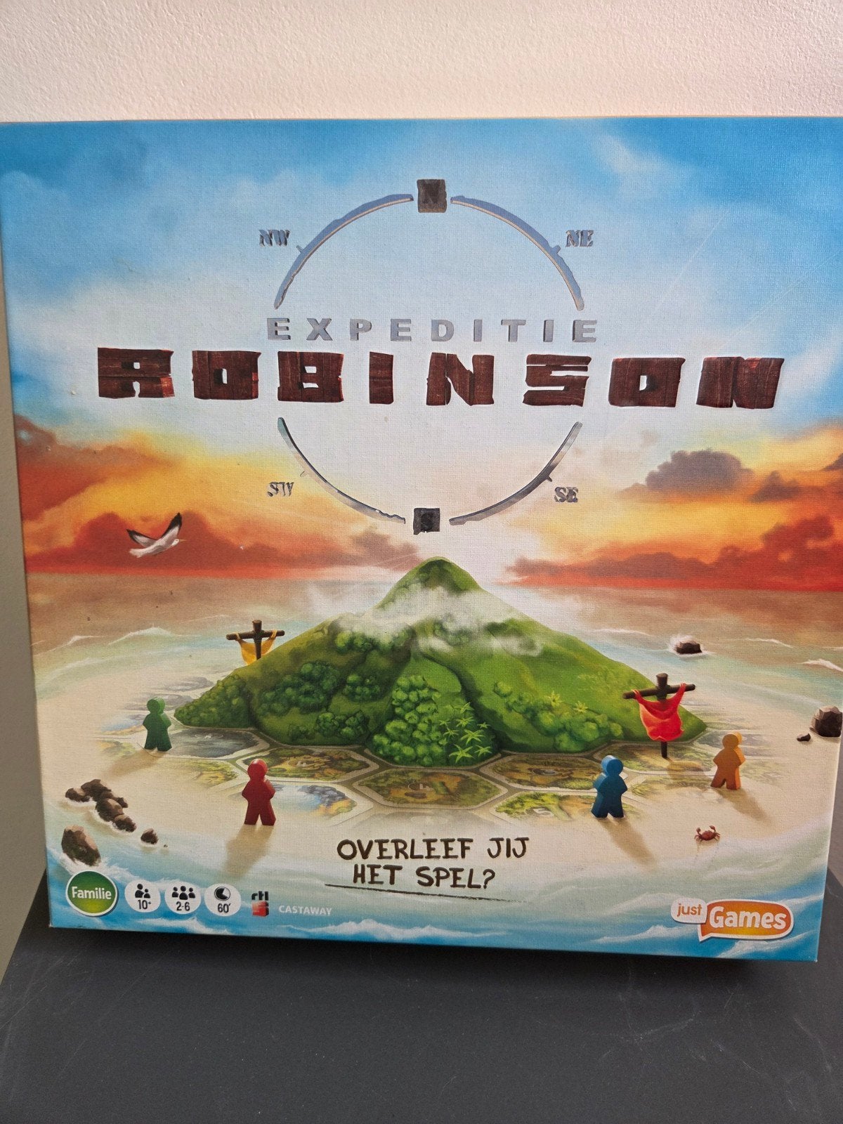 Expeditie Robinson Bordspel - Overleef jij het eiland?, Drie of vier spelers, Ophalen of Verzenden, Zo goed als nieuw, Just Games