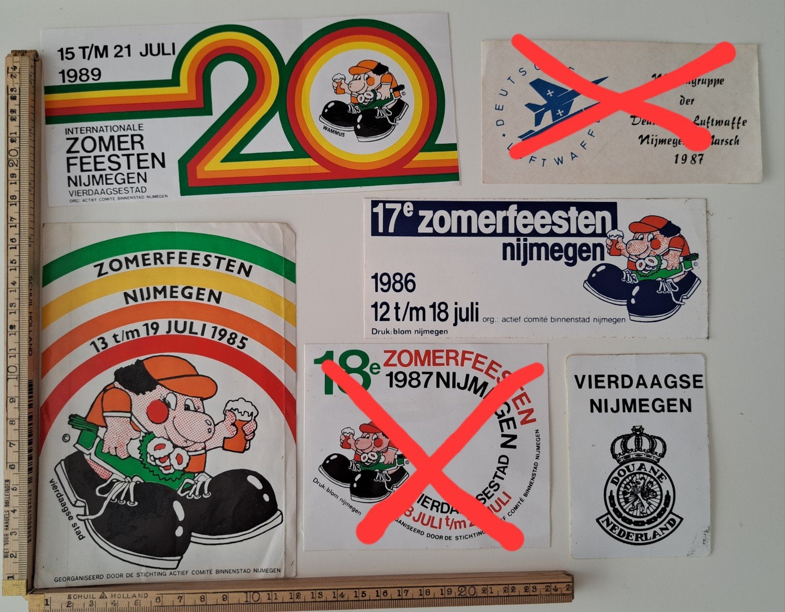 Diverse vintage stickers Nijmegense vierdaagse zomerfeesten, Ophalen of Verzenden, Zo goed als nieuw