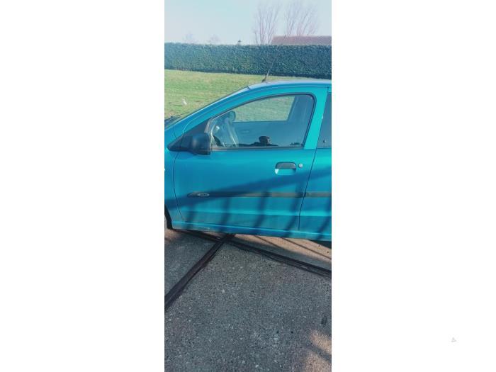 Portier 4Deurs links-voor van een Suzuki Alto (ZKY), Gebruikt, -, Deur, -