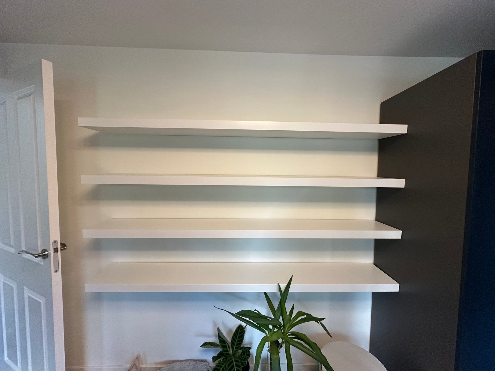 Ikea plankjes wit, Ophalen, Zo goed als nieuw