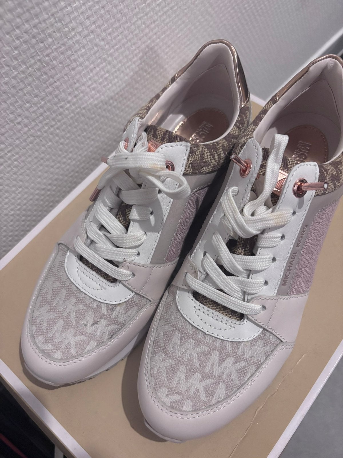 Michael Kors billie trainer, Kleding | Dames, Schoenen, Verzenden, Beige, Nieuw, Sneakers of Gympen
