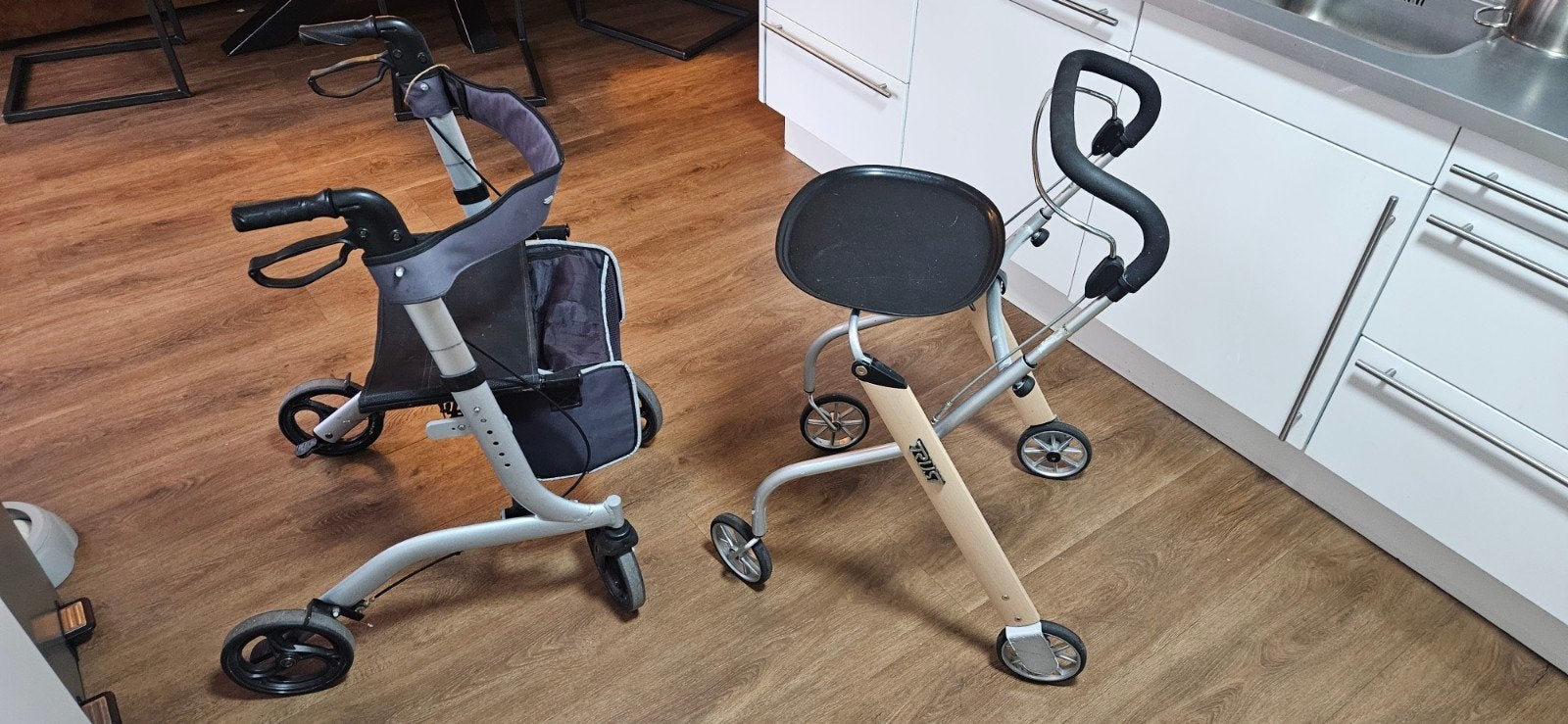 2 x rollator, Diversen, Ophalen, Lichtgewicht, Gebruikt