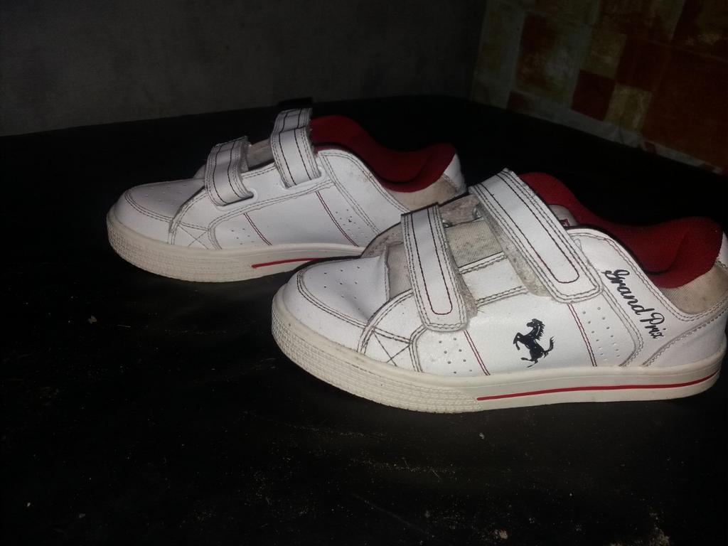 Ferrari Nike zaalvoetbalschoenen, Ferrari Nike, Gebruikt, Ophalen of Verzenden, Jongen of Meisje