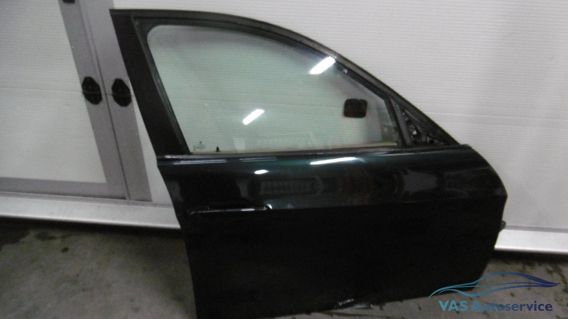 Portier BMW 3-serie E90  en  E91  rechtsvoor Tiefgruenmetall, Gebruikt, -, Deur, -