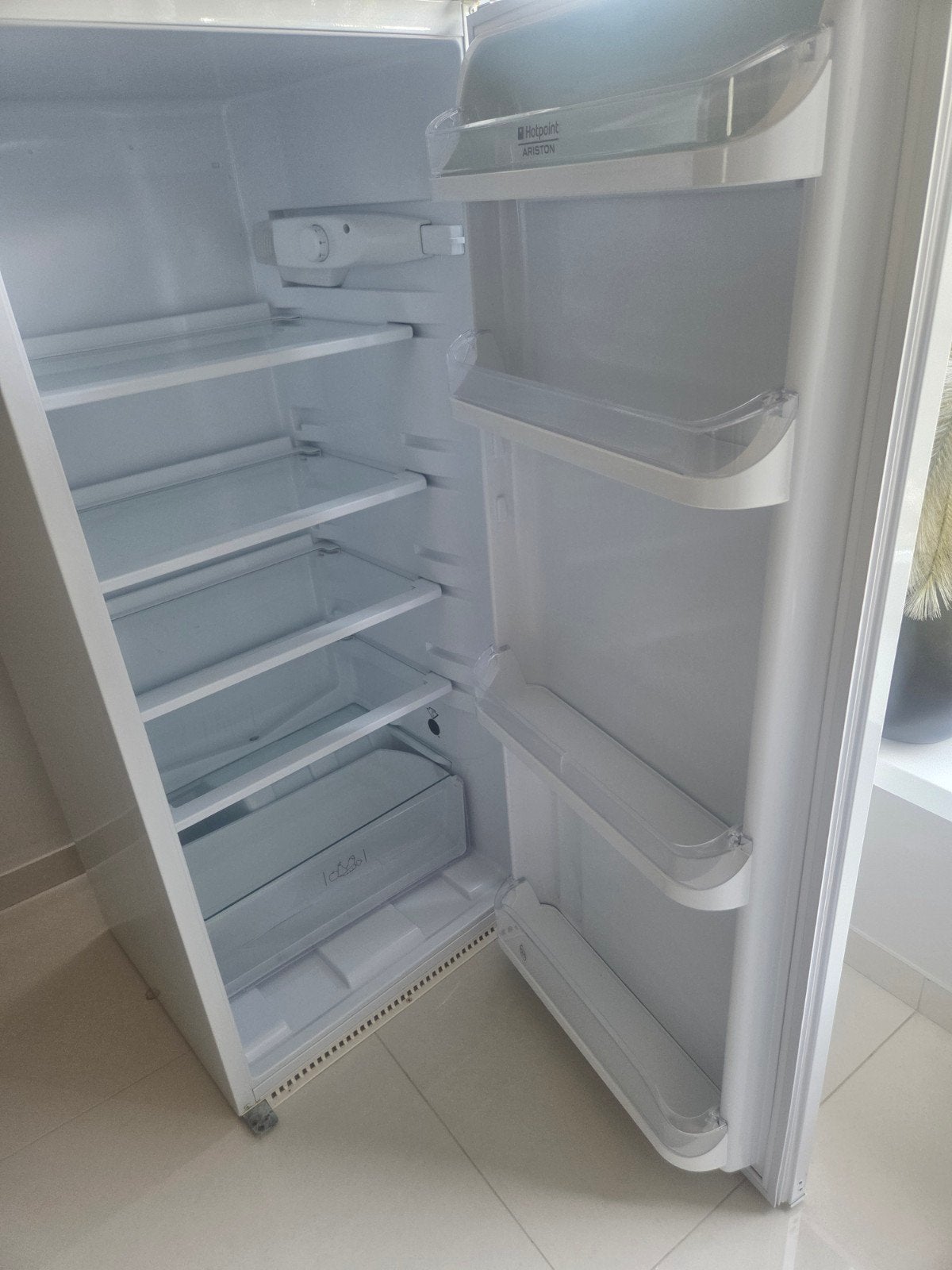 Hotpoint Ariston inbouw Koelkast 122/54 cm, Ophalen, 150 tot 200 liter, 120 tot 140 cm, 45 tot 60 cm