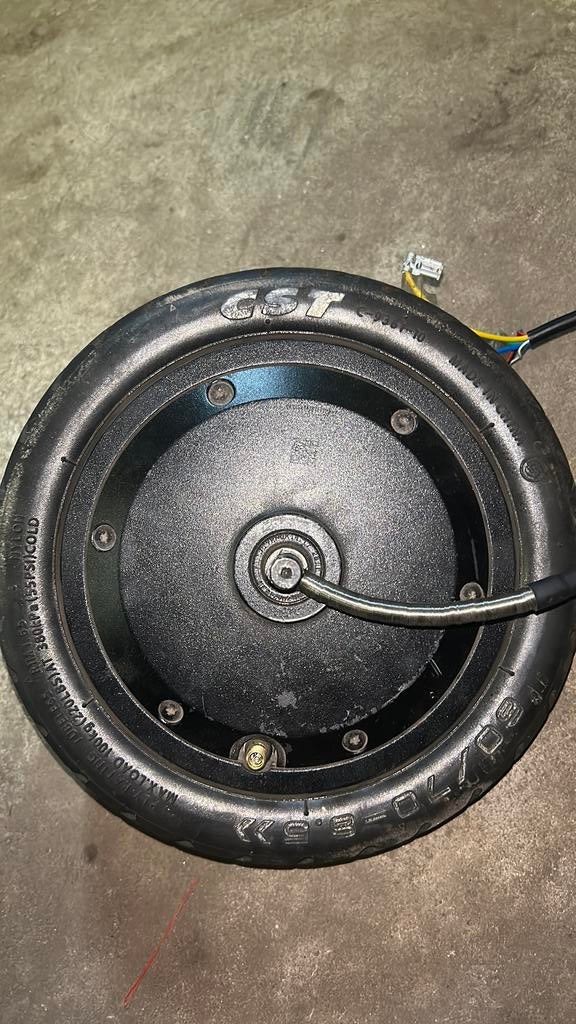 Goede Ninebot max g30 motor, Fietsen en Brommers, Steps, Ophalen, Nieuw, Elektrische step (E-scooter)