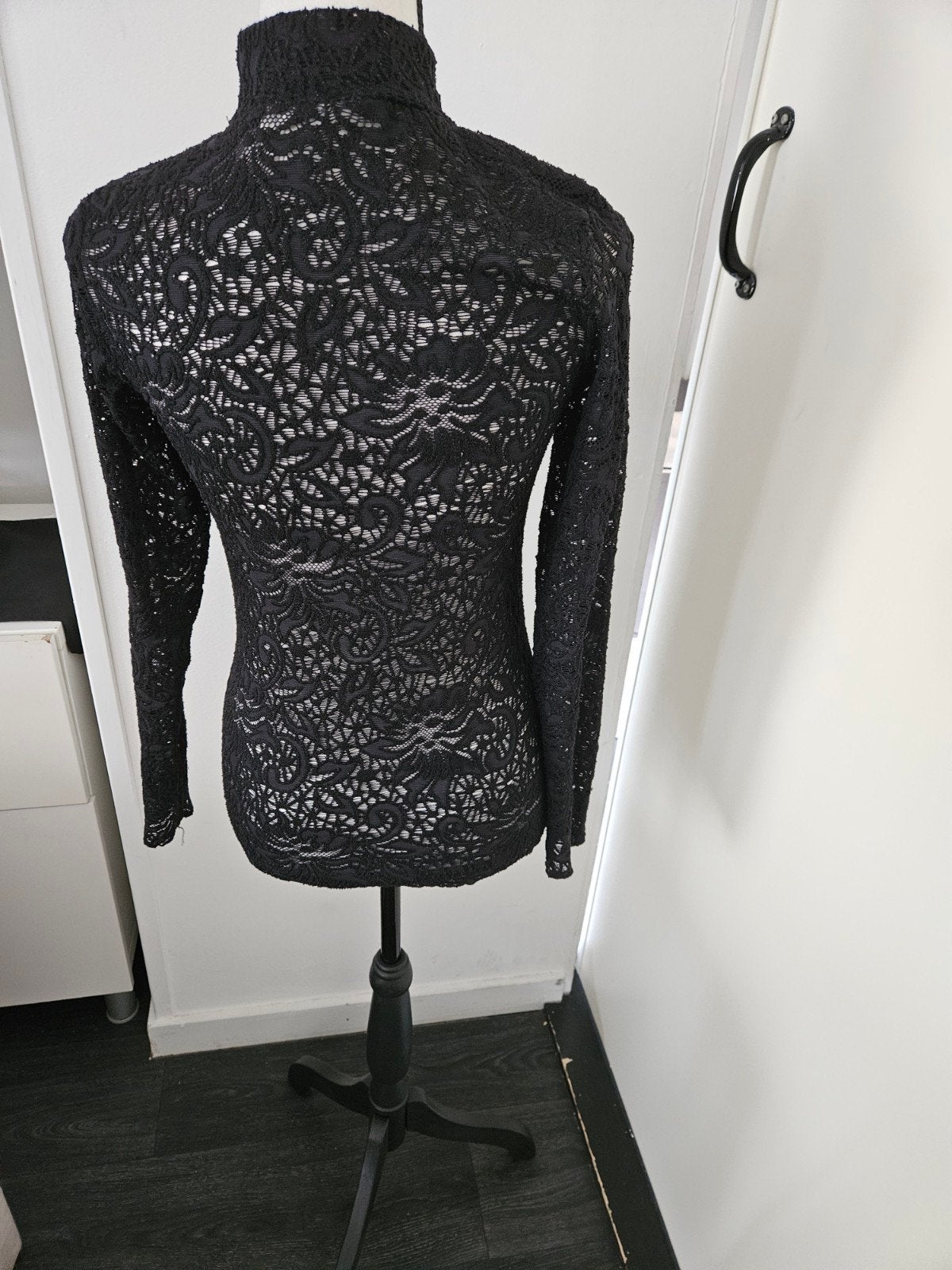Zwarte kanten coltrui met lange mouwen, Kleding | Dames, Tops, Zwart, Ophalen of Verzenden, Lange mouw, Maat 36 (S)