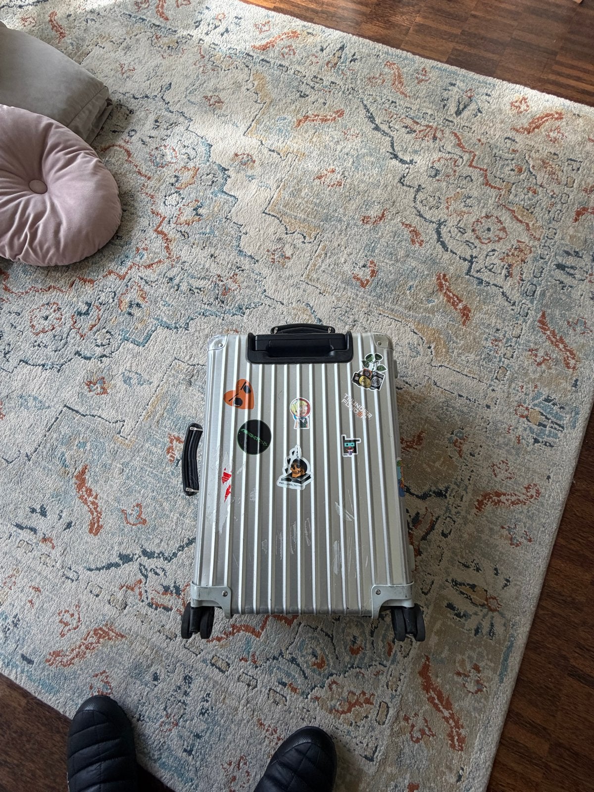 Rimowa Cabin Koffer - Gebruikt met Stickers, Gebruikt, 50 tot 60 cm, Ophalen of Verzenden, Metaal