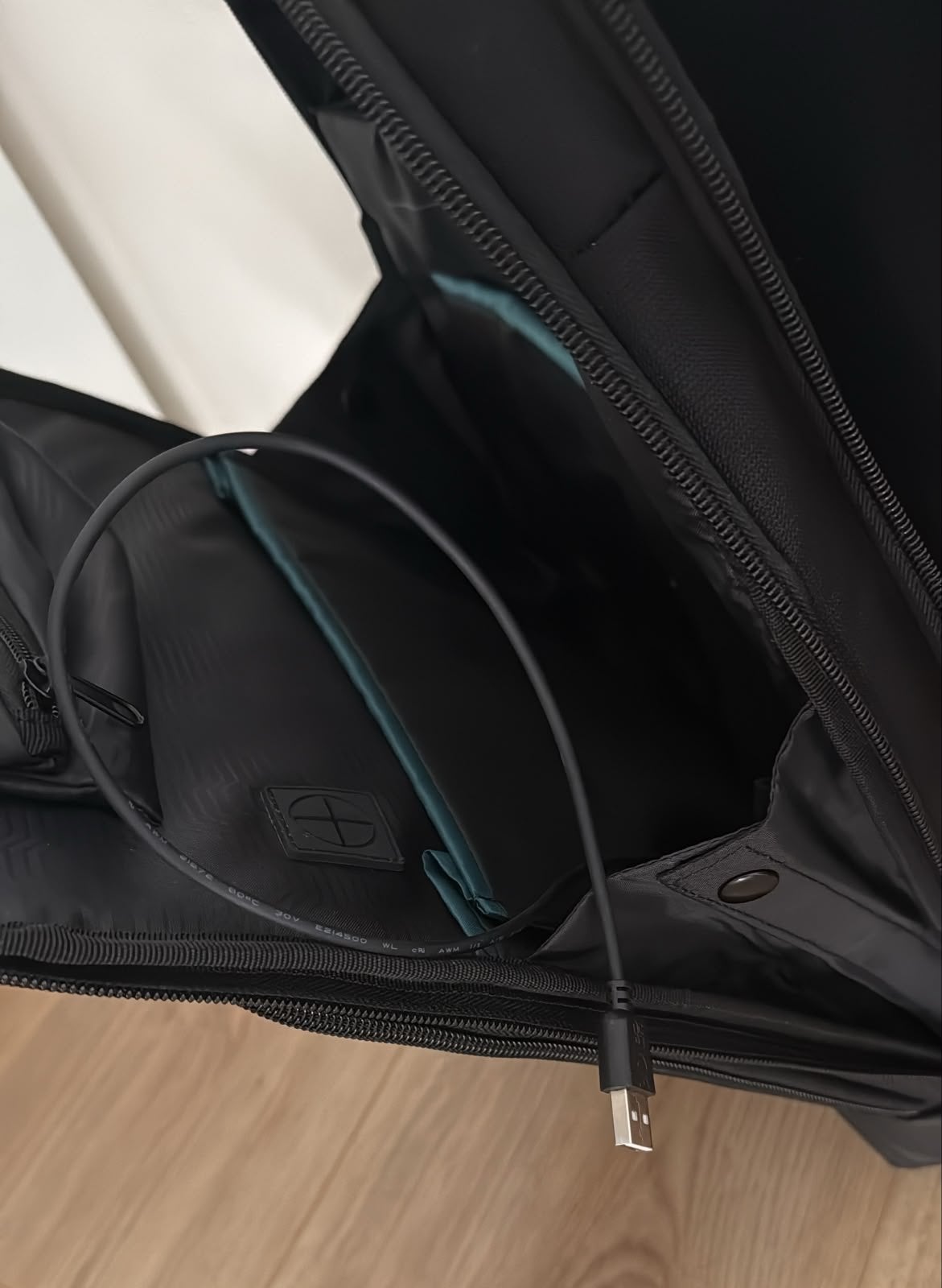 Samsonite rugzak met wielen - Zwart, zo goed als nieuw, Sieraden, Tassen en Uiterlijk, 25 tot 40 cm, Ophalen of Verzenden, Zo goed als nieuw