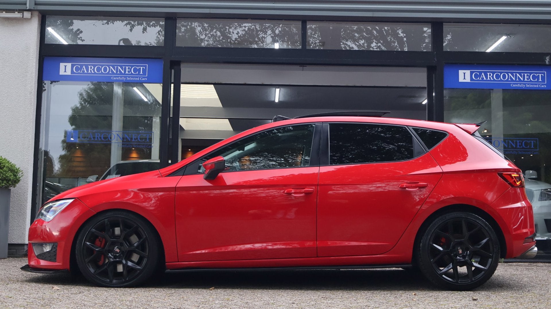 Seat Leon 2.0 TDI FR 220pk|Stage1|Pano|Leder|Vol!, Euro 5, Gebruikt, Zwart, 4 cilinders