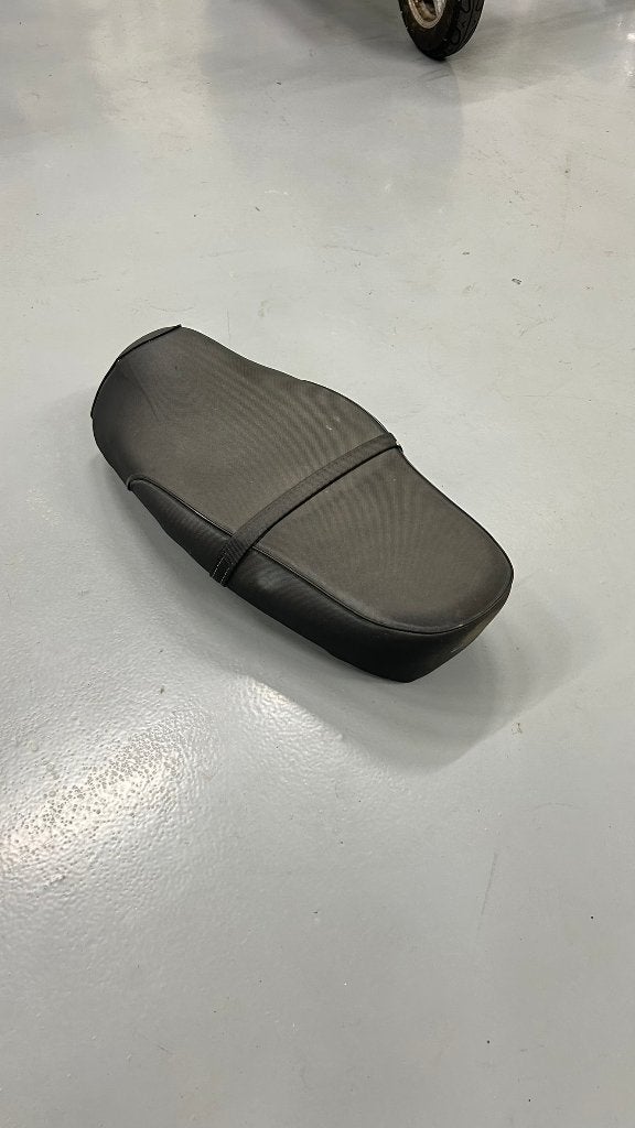 Zadel grand retro scooter, Ophalen of Verzenden, Zo goed als nieuw, Zadel, Overige merken