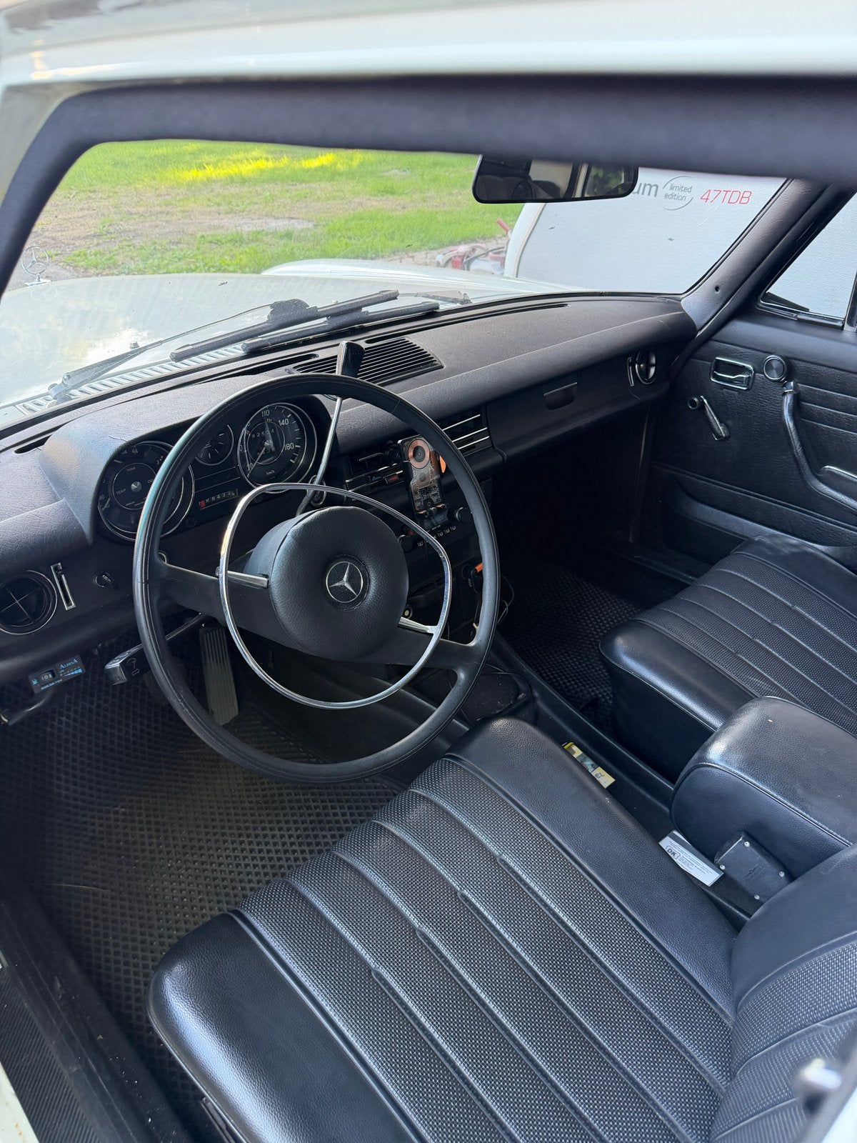 Mercedes 200 Automaat 1968 | W115 | LPG |Milieuzone vrij, foto 8