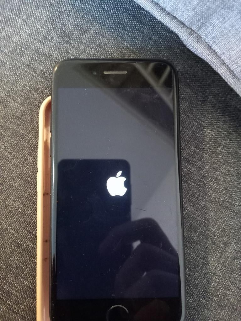 Iphone 7, Telecommunicatie, Mobiele telefoons | Apple iPhone, Gebruikt, Zwart, Ophalen of Verzenden, 64 GB