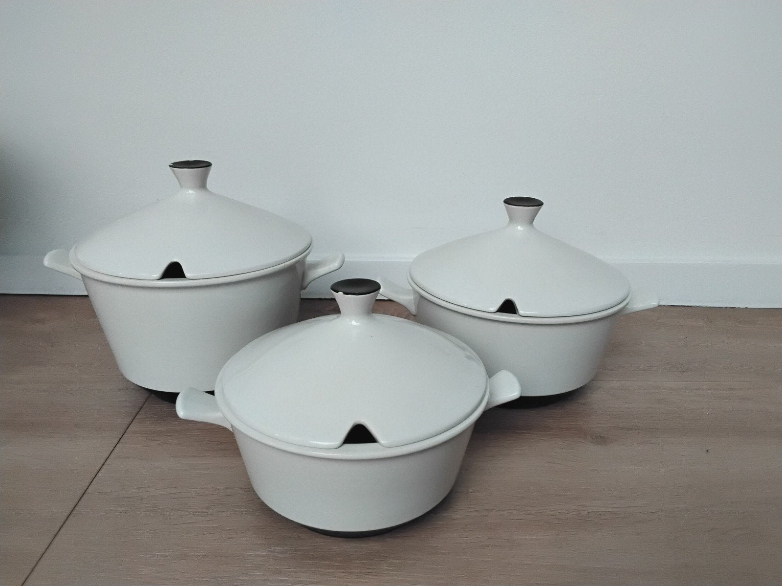 Vintage schalen Fris Edam Jubilant, vanaf prijs !!, Gebruikt, Ophalen of Verzenden, Schaal of Schalen, Overige stijlen