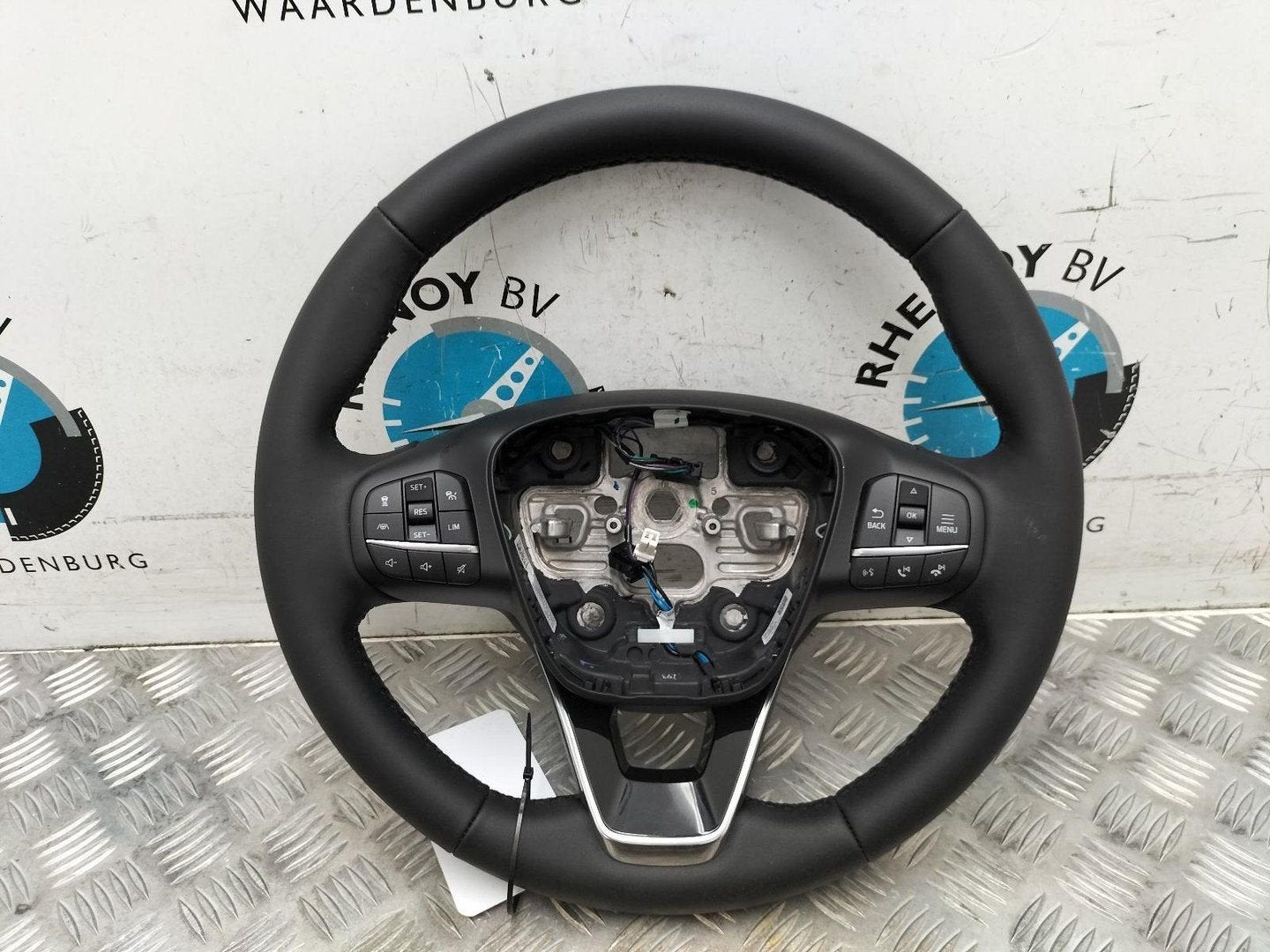 FORD KUGA EURO 6.2 STUURWIEL MV4B3600DUA3ZHE 2022