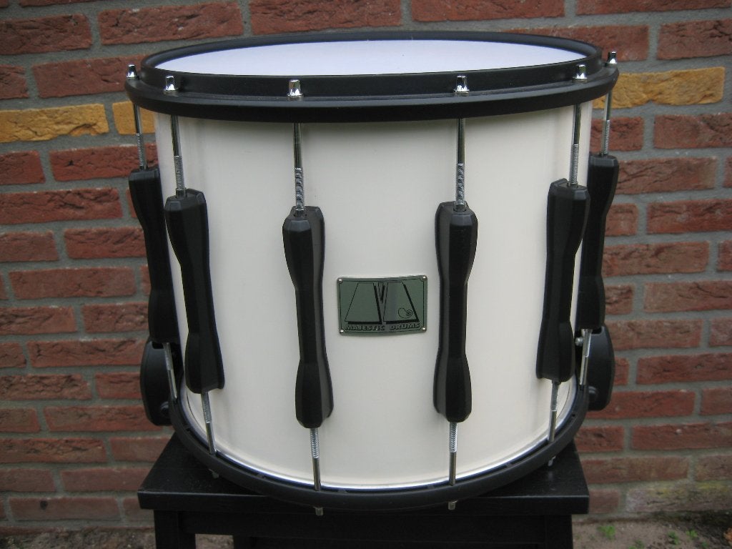 Marching Majestic Endeaver Snare 14" x 12" Hybride Snaren, Ophalen of Verzenden, Gebruikt, Drums of Percussie