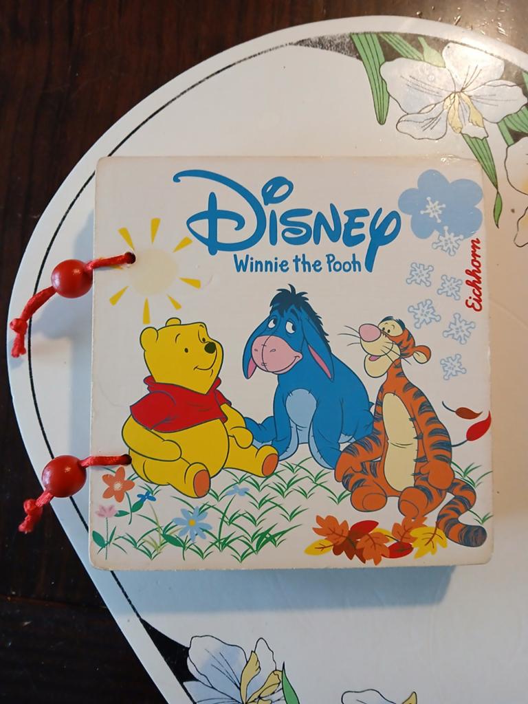 Eichhorn Winnie the Pooh boek, Ophalen of Verzenden, Winnie de Poeh of vrienden, Zo goed als nieuw, Overige typen