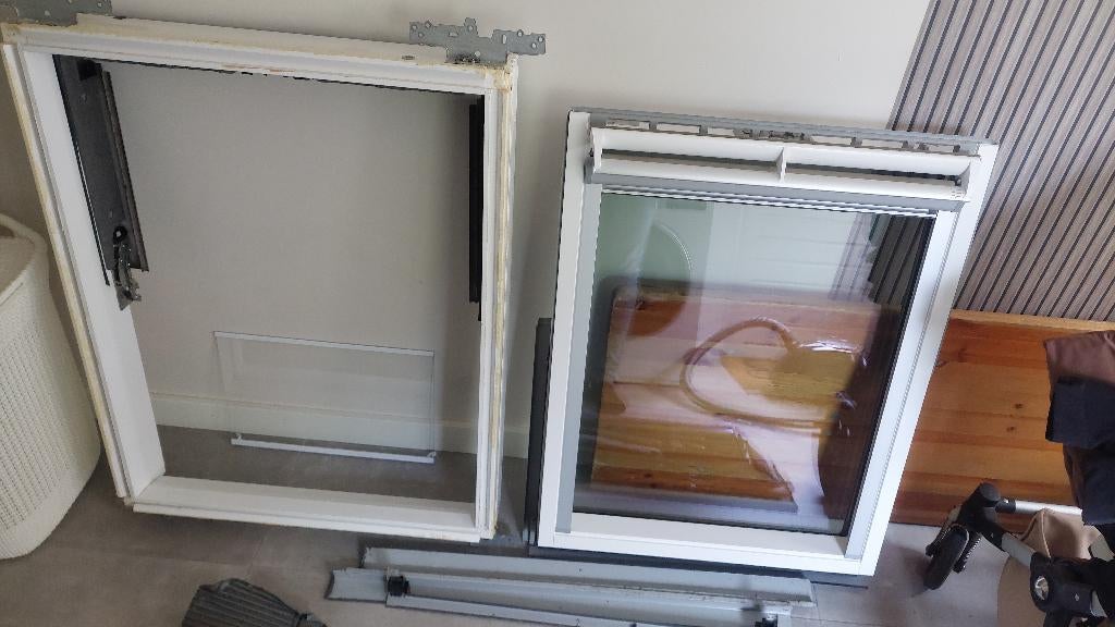 VELUX GGL MK04 dakraam wit afgelakt 78x98 cm, Ophalen, Gebruikt, Minder dan 80 cm, 80 tot 120 cm