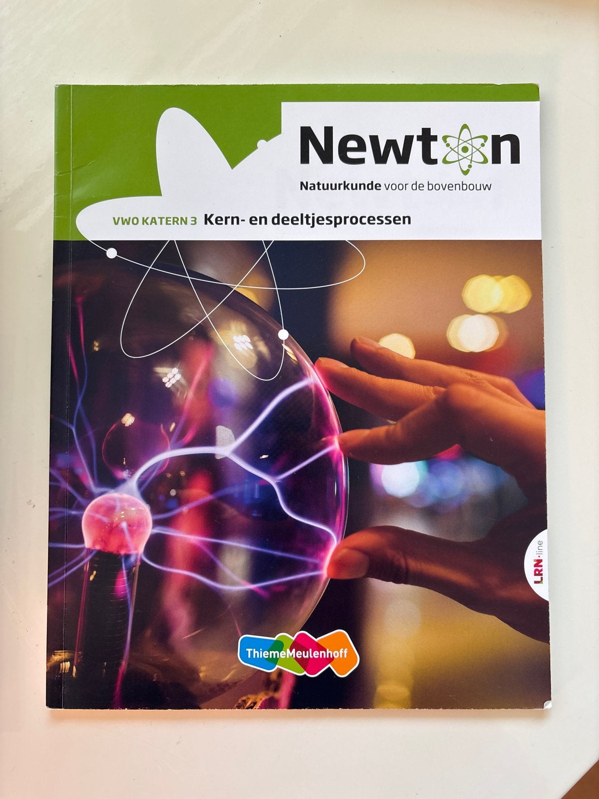 Newton Natuurkunde VWO Katern 3 Kern- en deeltjesprocessen, Boeken, Schoolboeken, Ophalen of Verzenden, Zo goed als nieuw, VWO
