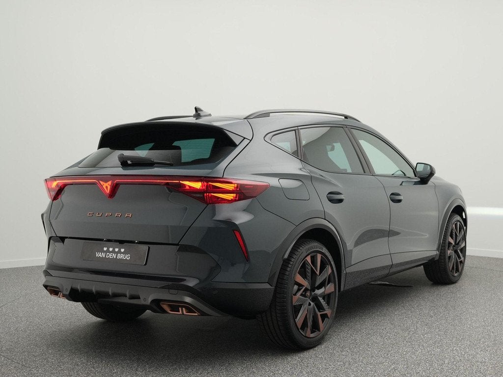 CUPRA Formentor 1.5 TSI e-Hybrid VZ 272PK | SennHeiser Audio, Auto's, Cupra, 1498 cc, 4 cilinders, Formentor, Blauw
