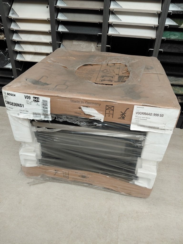 Te koop: Bosch combi-oven nieuw in doos, Witgoed en Apparatuur, Ovens, Ophalen, 45 tot 50 cm, Nieuw, Bosch