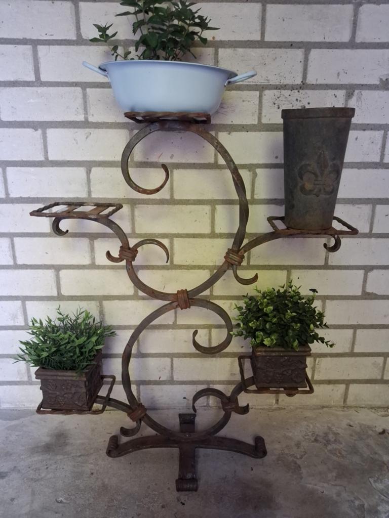 Plantenstandaard + 3 gietijzer potten., Tuin en Terras, Ophalen, Gebruikt, Overige soorten