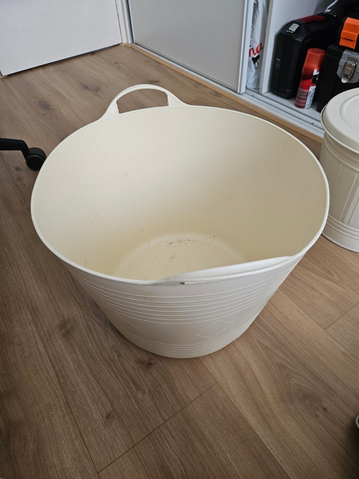 Flexibele emmer/kuip met handgrepen - Crème, Ophalen, Gebruikt, Kunststof, Met handgreep