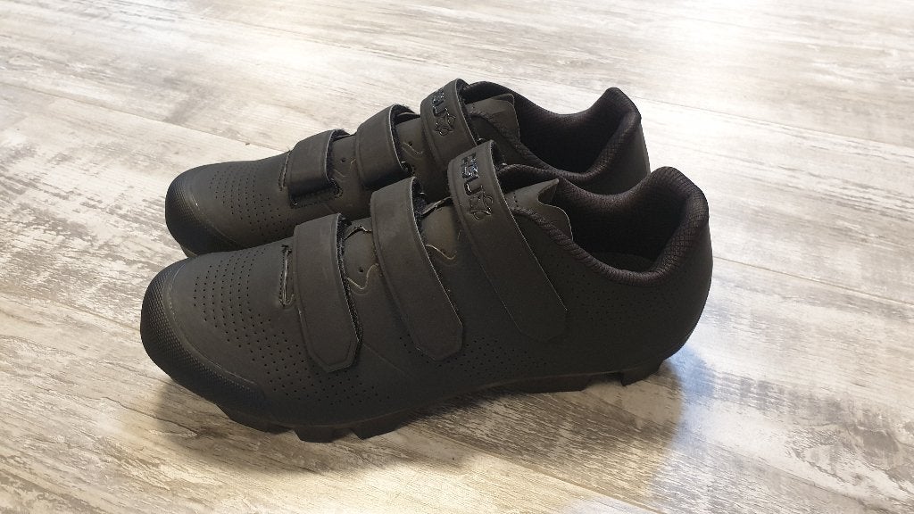 AGU M410 Fietsschoenen / Spinning. Nieuw! Diverse Maten, Ophalen, Nieuw, Overige maten, Schoenen