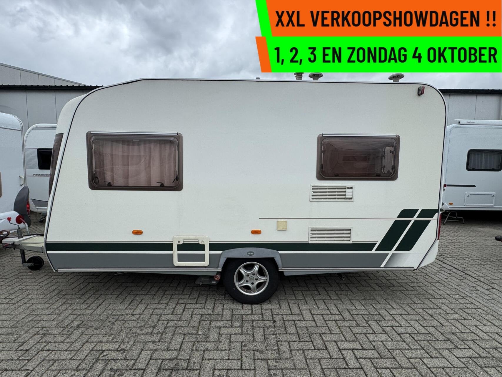 Chateau - XXL VERKOOPSHOW 1,2,3 & 4 OKT. 10-17 UUR, Caravans en Kamperen, Chateau, Rondzit, Tot en met 2, Bedrijf