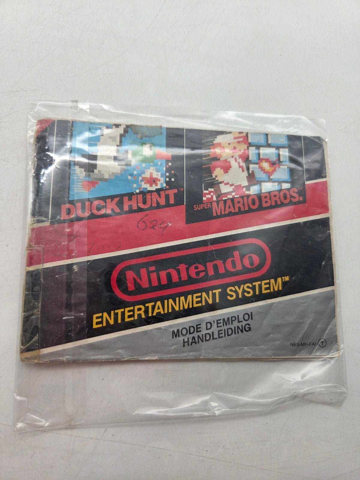 Handleiding Duck Hunt / Super Mario Bros. NES, Gebruikt, 1 speler, 11-1 Hokotate-cho, Kamitoba, Minami-ku, Kyoto 601-8501, Japan