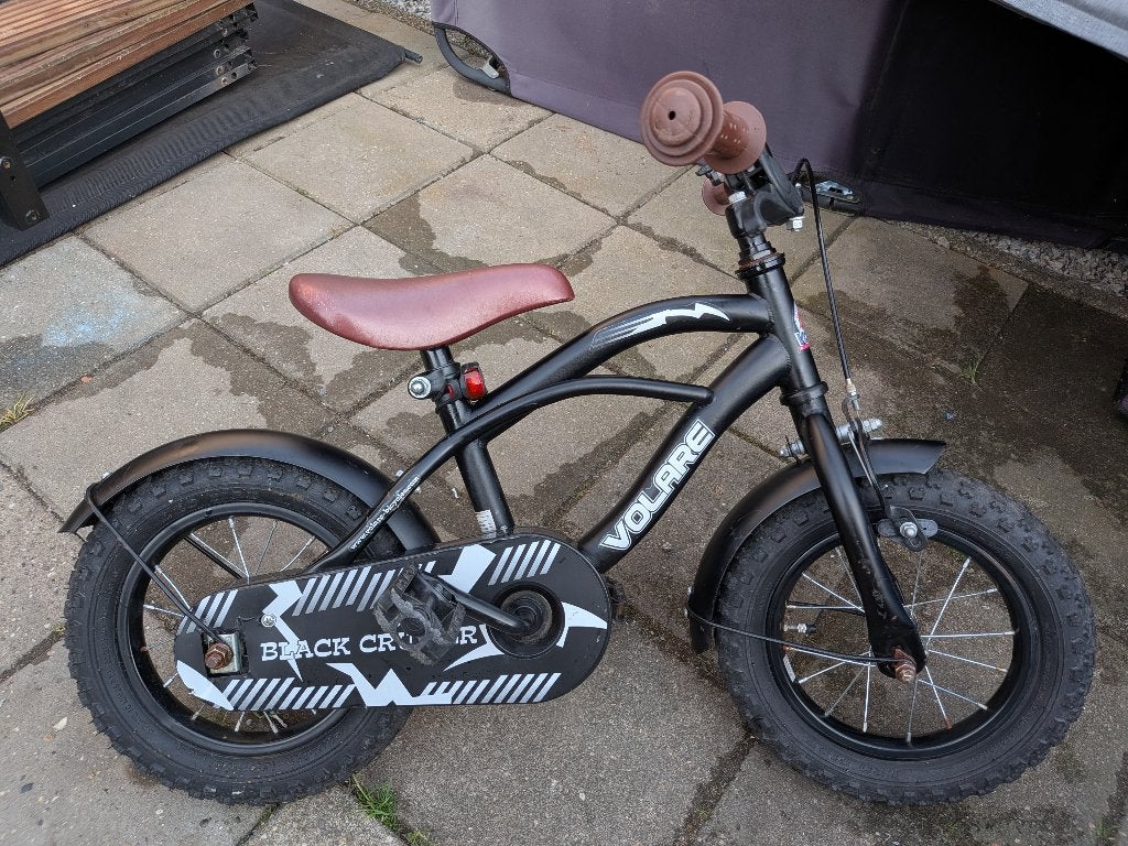 Volare Black Cruiser 12 inch – dikke banden, Fietsen en Brommers, Ophalen, Gebruikt, Velgrem, 14 inch of minder