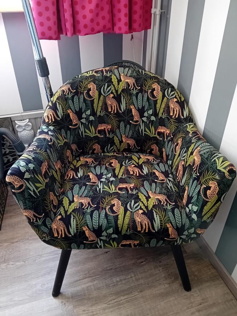 Zgan mooie fauteuil wegens ruimtegebrek, 75 tot 100 cm, Ophalen of Verzenden, Zo goed als nieuw, Stof