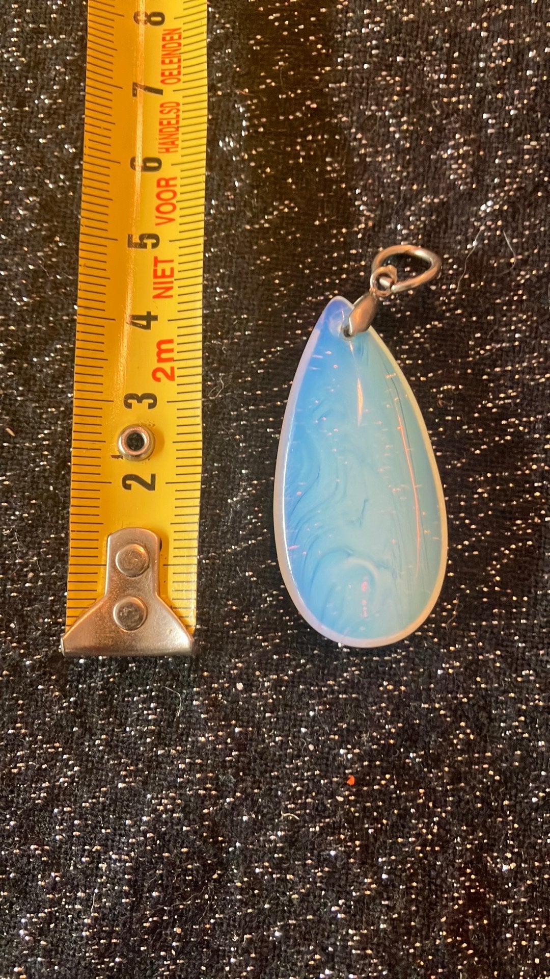 Melk Opaliet Hanger Ovaal 4,2x2x0,5cm 10,6gram, Ophalen of Verzenden, Gebruikt, Overige kleuren, Overige materialen