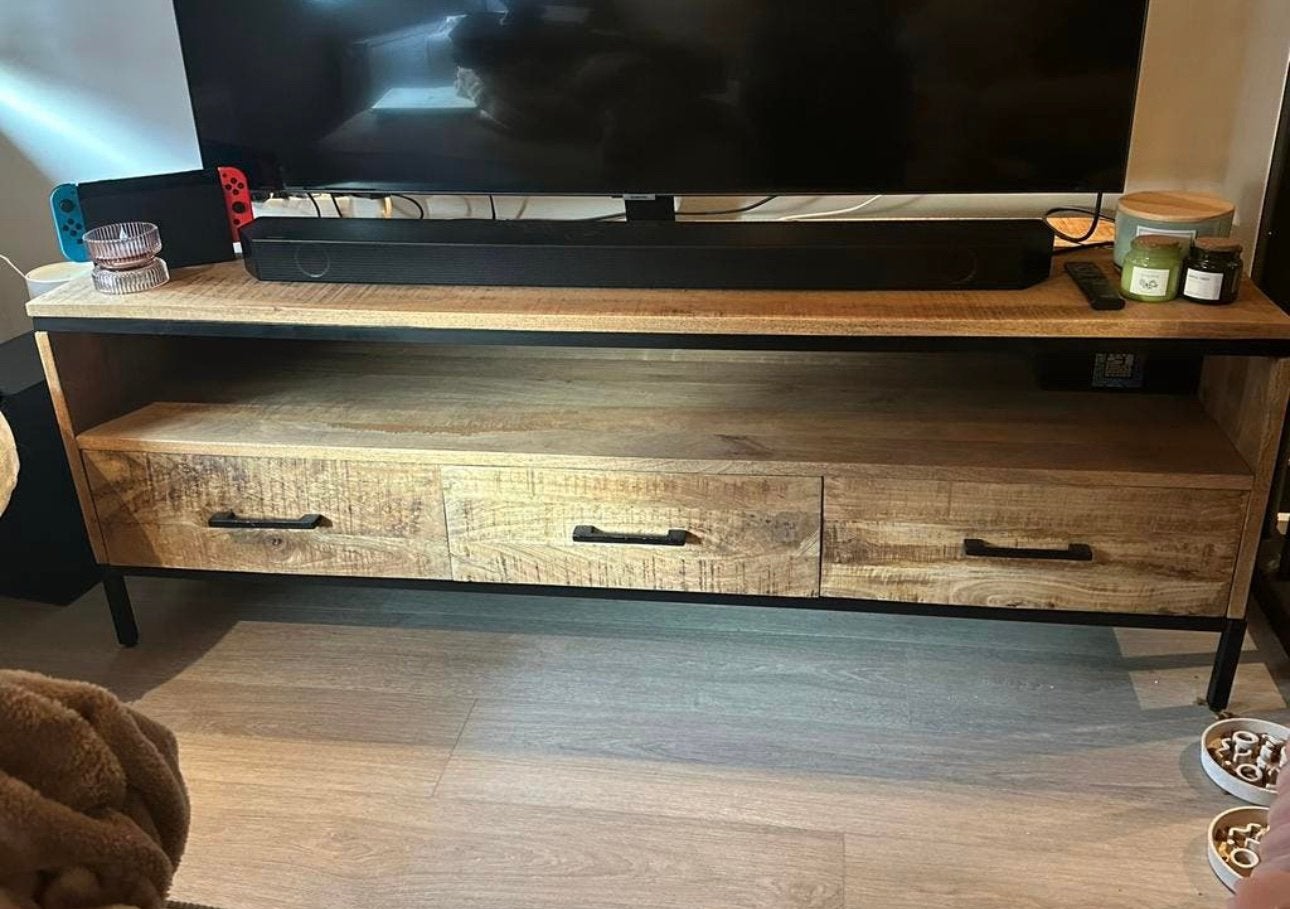 Tv dressoir Trevor Leen Bakker, Ophalen, 100 tot 150 cm, Zo goed als nieuw, Mango hout