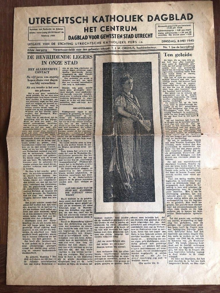 Utrecht Bevrijding 8 mei Utrechtsch Katholiek Dagblad., Verzenden, Overige onderwerpen, Tweede Wereldoorlog, Gelezen