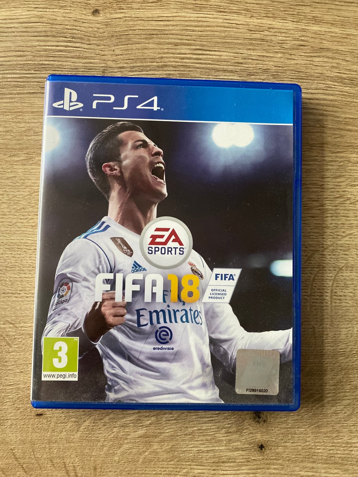 FIFA 18 – PS4 – PlayStation 4 – Voetbalgame – EA Sports, Ophalen of Verzenden, Zo goed als nieuw, Sport, 3 spelers of meer