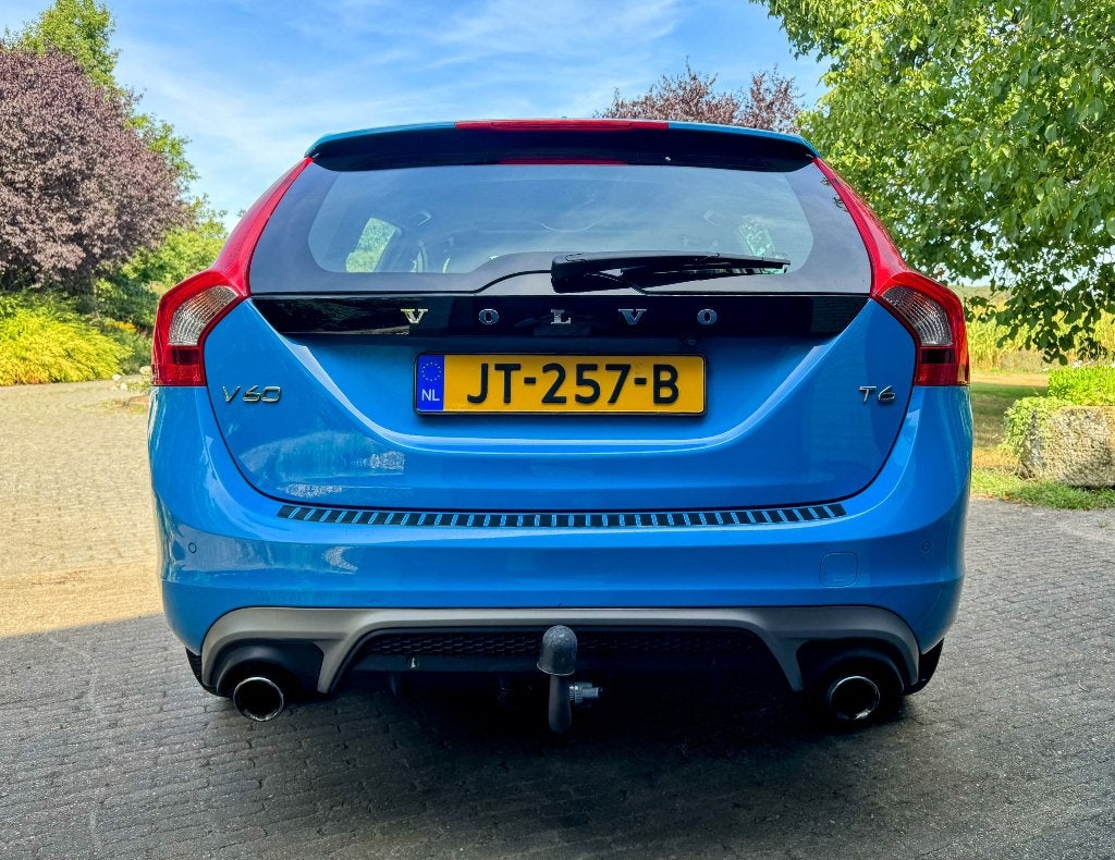 Volvo V60 T6 Summum R-Design – Unieke auto, Auto's, Dealer onderhouden, 4 cilinders, Blauw, Alcantara