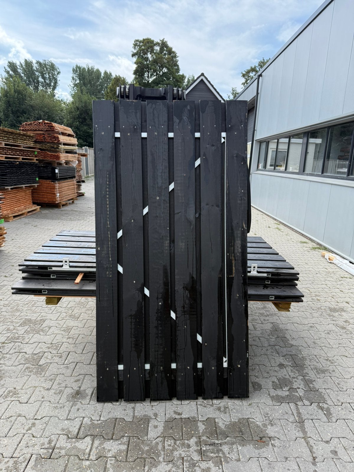 Schutting deur zwart grenen (verschillenden afmetingen), Ophalen, Zo goed als nieuw, Draaipoort, 150 tot 200 cm