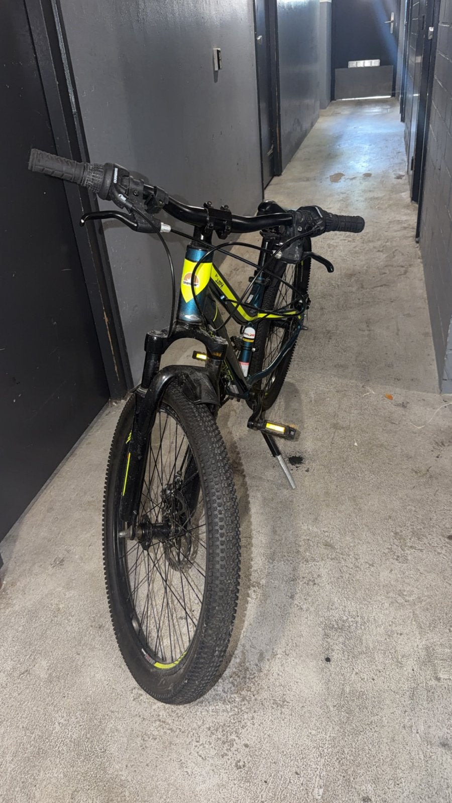 BIKESTER Mountainbike fiets 24inch, Zo goed als nieuw, Schijfrem, 53 tot 57 cm, Ophalen