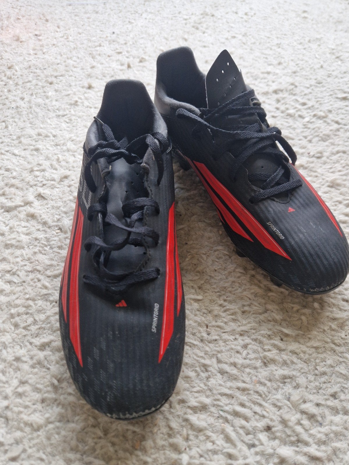 voetbalschoenen jongens  adidas maat 40, Maat XS of kleiner, Schoenen, Ophalen of Verzenden, Zo goed als nieuw