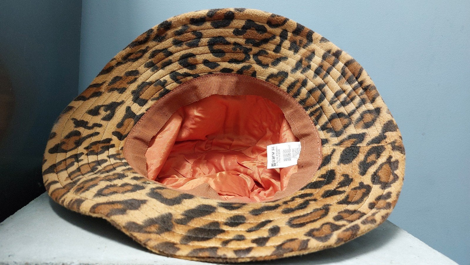 te koop panter hoed, Ophalen of Verzenden, Zo goed als nieuw, One size fits all